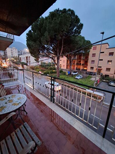 Appartamento con 5 locali in vendita in Via Corso Italia, Carini