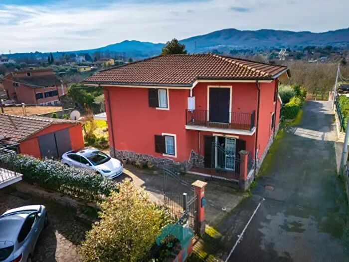 Casa trilocale in vendita in Via Colle Gentile, Zagarolo