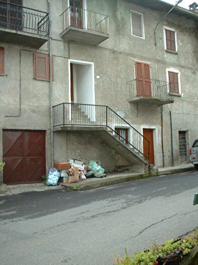 Casa quadrilocale in vendita in Caiolo