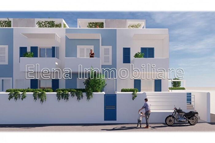 Casa con 7 locali in vendita in Alcamo