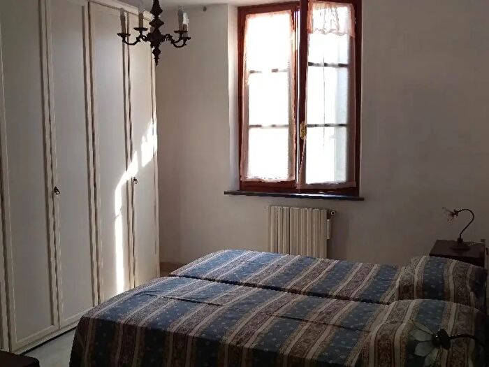 Appartamento con 5 locali in affitto in Cascina