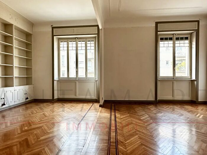 Appartamento quadrilocale in affitto in Via Senofonte, Milano