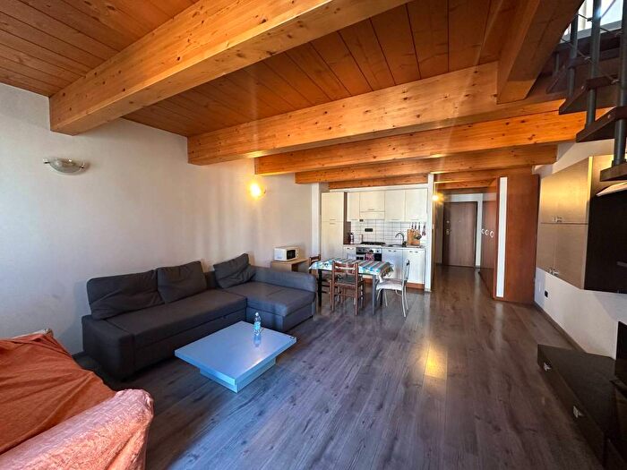 Appartamento trilocale in affitto in Via Cernaia, Centro, Savigliano