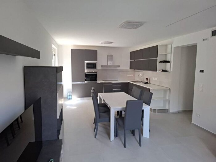 Appartamento quadrilocale in affitto in Via Curtatone, San Marone San Giuseppe Risorgimento, Civitanova Marche