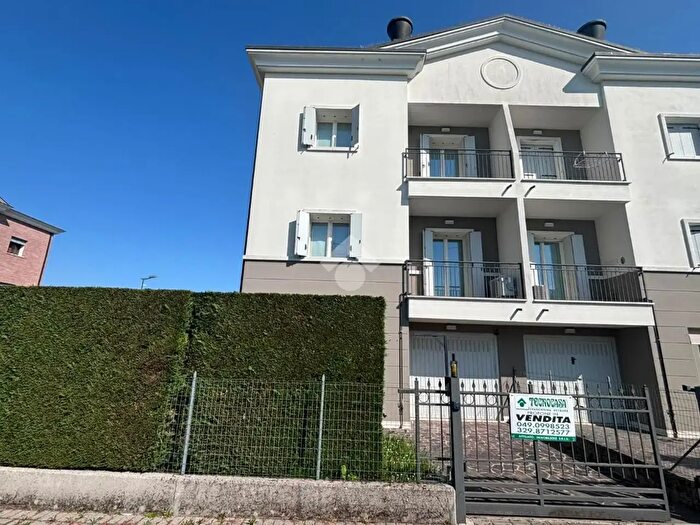 Casa quadrilocale in vendita in Via Claudio Rossi, Piove Di Sacco