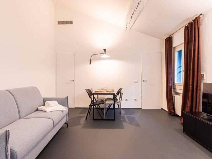 Appartamento bilocale in affitto in Corso Garibaldi, Lanza, Milano