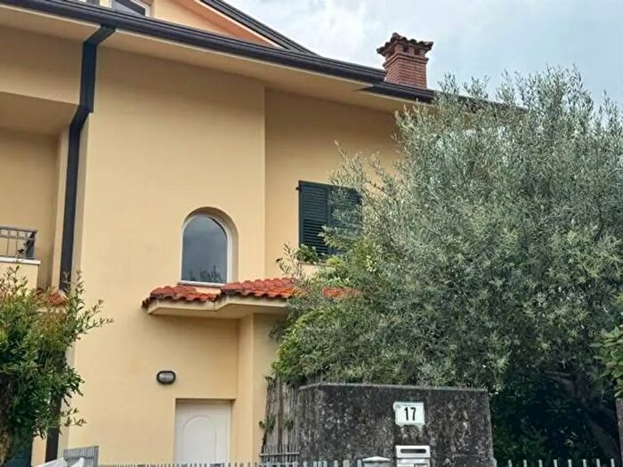Casa con 6 locali in vendita in Misano Adriatico