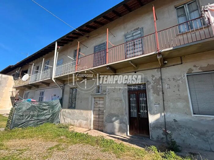 Appartamento bilocale in vendita in Via Bezzecca, Magnago