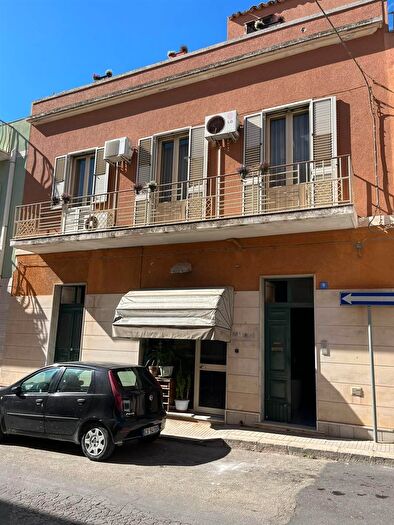 Casa con 6 locali in vendita in Via Carlo Pisacane, Pachino