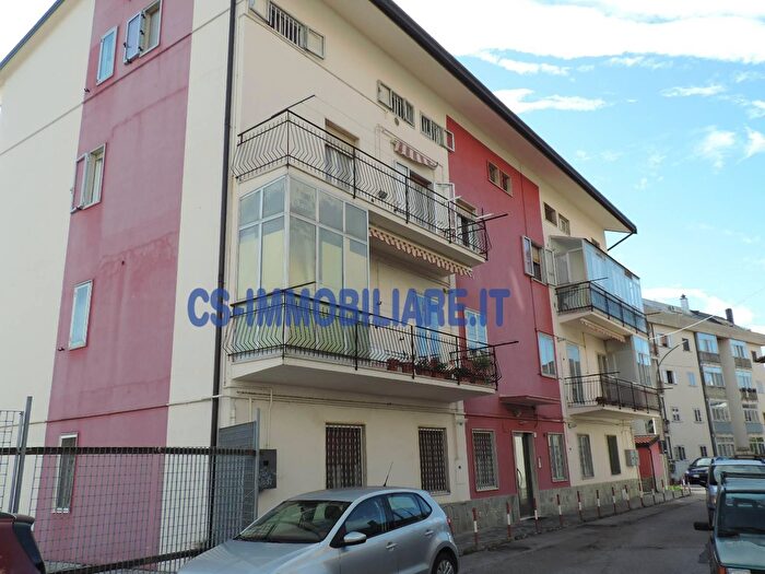 Appartamento con 5 locali in vendita in Via San Vito, Potenza