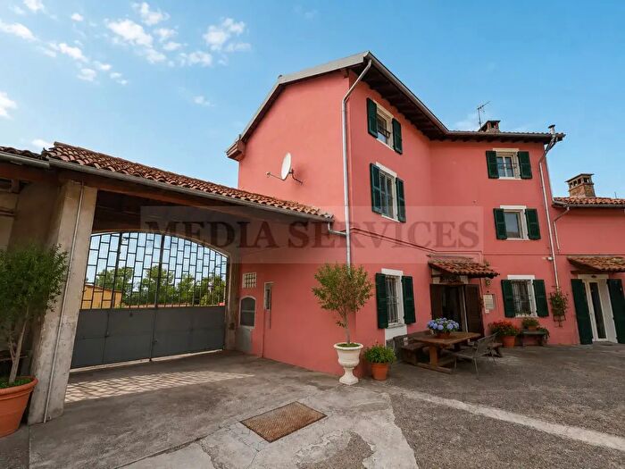 Casa con 5 locali in vendita in Via Vittorio Veneto N, Gropello Cairoli