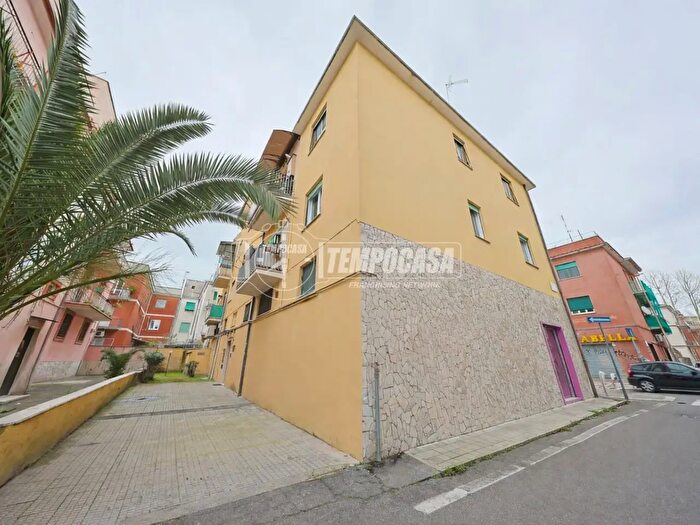 Appartamento quadrilocale in vendita in Via Giandomenico Coleti, Roma