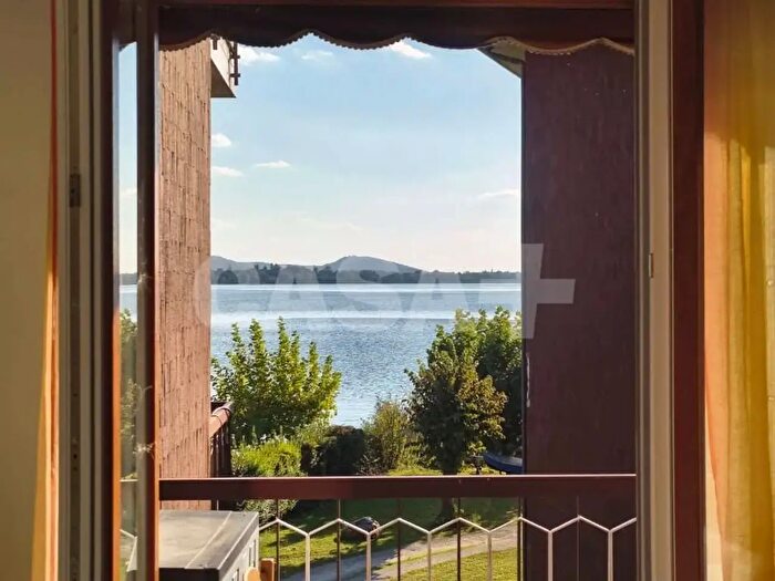 Appartamento bilocale in vendita in Via al Lago, Gavirate