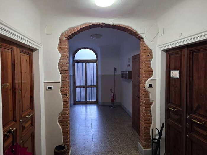 Appartamento trilocale in affitto in Via Anacarsi Nardi, Centro Storico, La Spezia