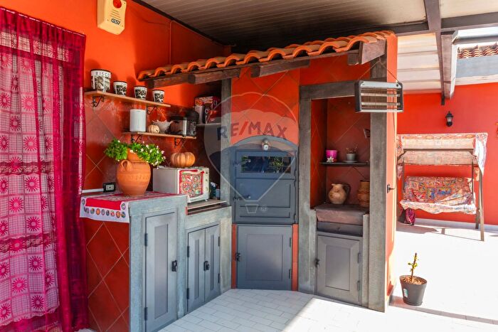 Appartamento con 5 locali in vendita in Via Trinacria, Catania