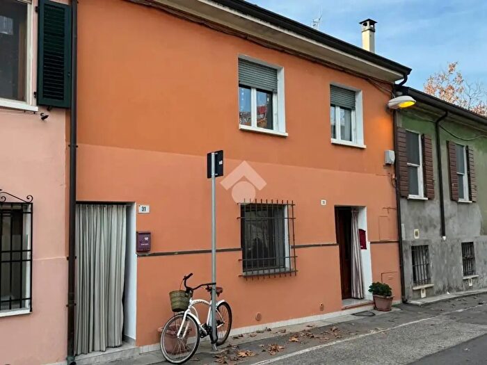 Casa bilocale in vendita in Via Fornaci, Cesena
