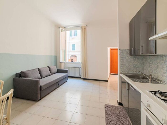 Appartamento trilocale in affitto in Piazza di Santa Brigida, Principe, Genova