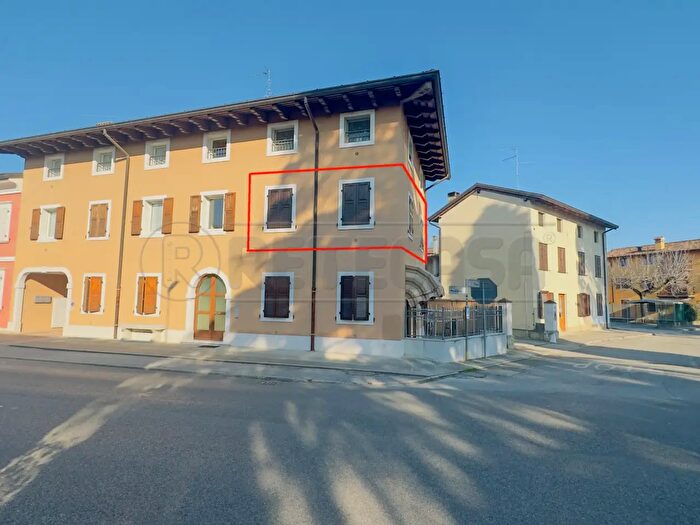 Appartamento quadrilocale in vendita in Via Montello, Visco