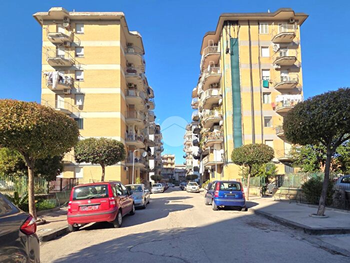 Appartamento trilocale in vendita in Via Nazario Sauro, Casoria