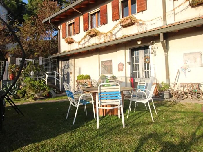 Casa con 5 locali in vendita in Via Rampana, Montiano