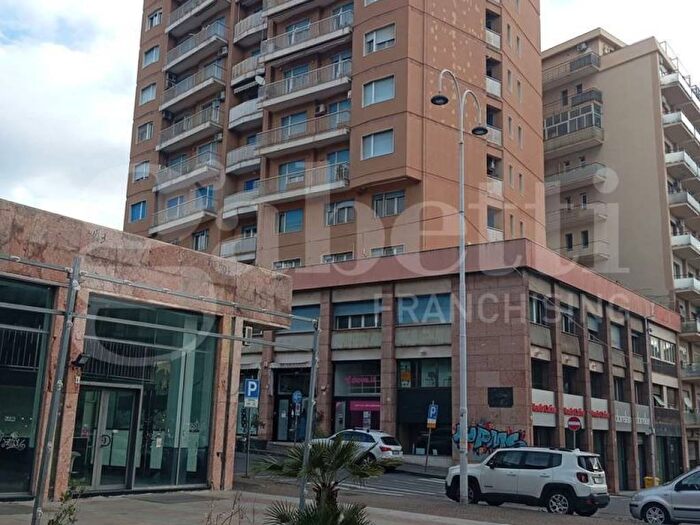 Appartamento quadrilocale in affitto in Via Domenico Cimarosa, Villa Bellini Santa Maria di Gesù, Catania