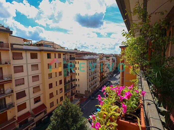 Appartamento quadrilocale in vendita in Firenze