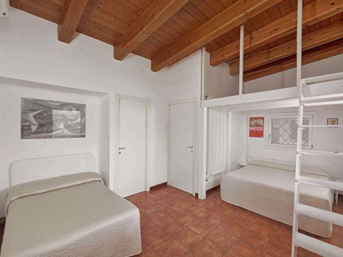 Appartamento trilocale in affitto in via trieste, Marghera Catene, Venezia