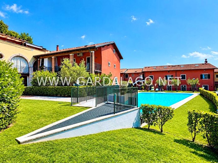 Appartamento bilocale in vendita in Via Ponte Tesina, Costermano sul Garda