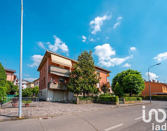 Appartamento trilocale in vendita in Via Agazzi, Finale Emilia