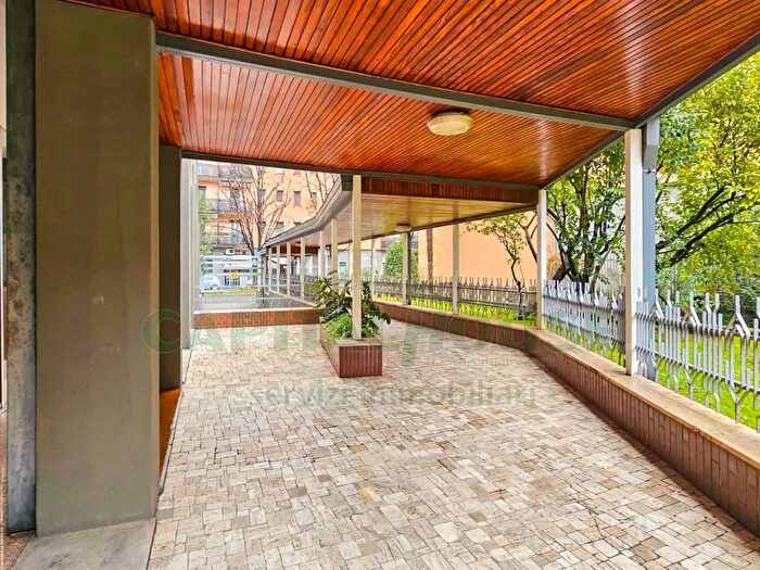 Appartamento con 5 locali in vendita in Via Fiume, Sesto San Giovanni