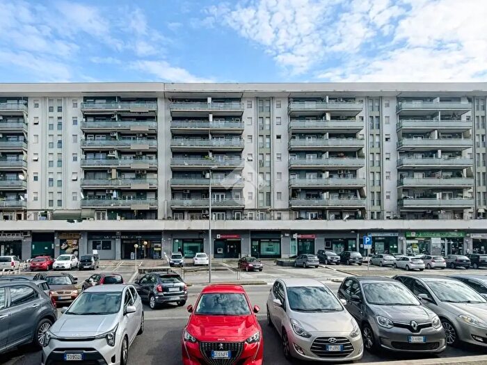 Appartamento bilocale in vendita in Viale Antonio Ciamarra, Roma