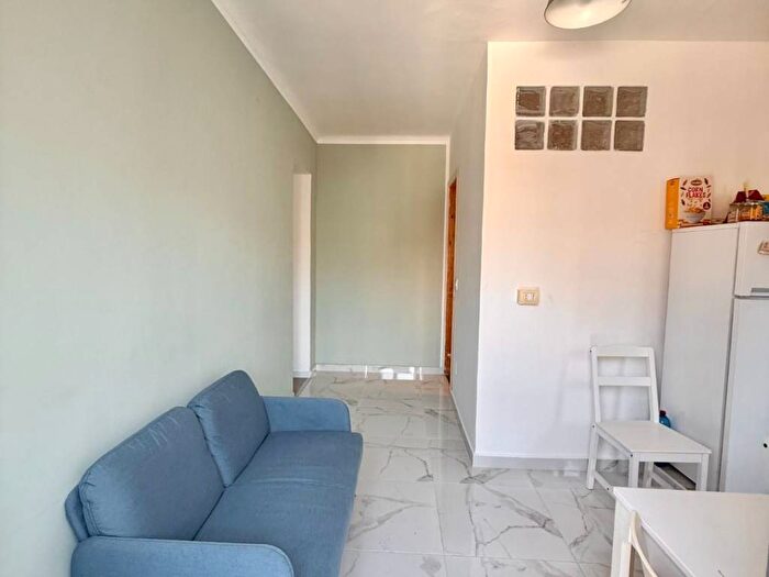 Appartamento trilocale in affitto in Via San Giuseppe Benedetto Cottolengo, Aurora, Torino