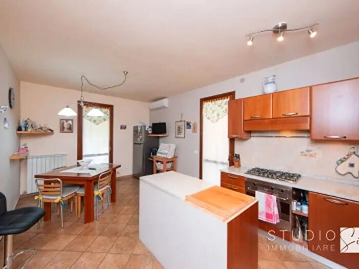 Appartamento con 5 locali in vendita in Via Giovanni Paolo II, Serravalle Pistoiese