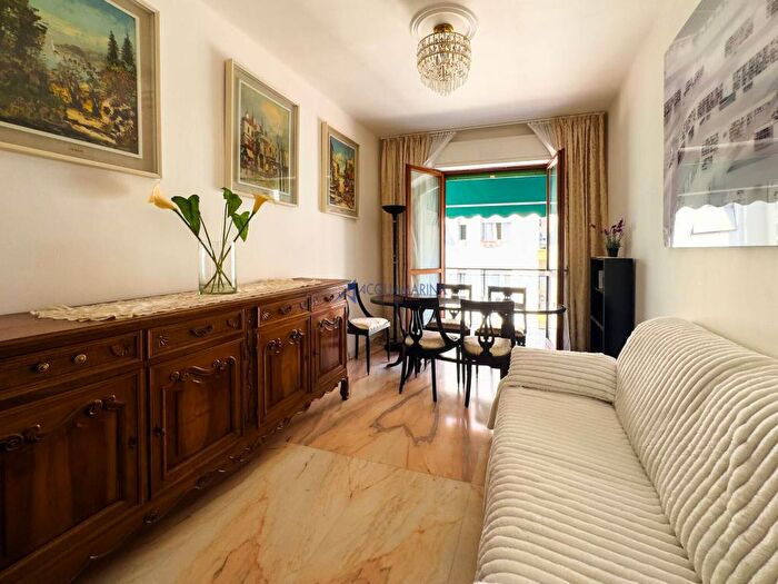 Appartamento trilocale in affitto in MARTIRI DELLA LIBERTA, Borgo, Sanremo