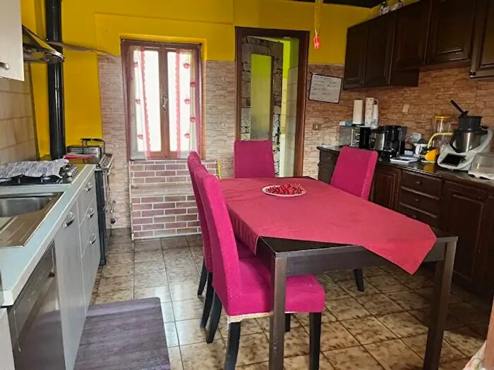 Casa con 5 locali in vendita in Via Urana, Tarcento