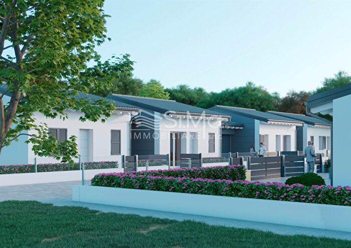 Casa quadrilocale in vendita in Via Rodari, Castello DArgile