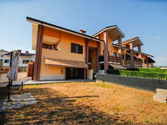 Appartamento trilocale in vendita in Via Primo Levi, San Benigno Canavese