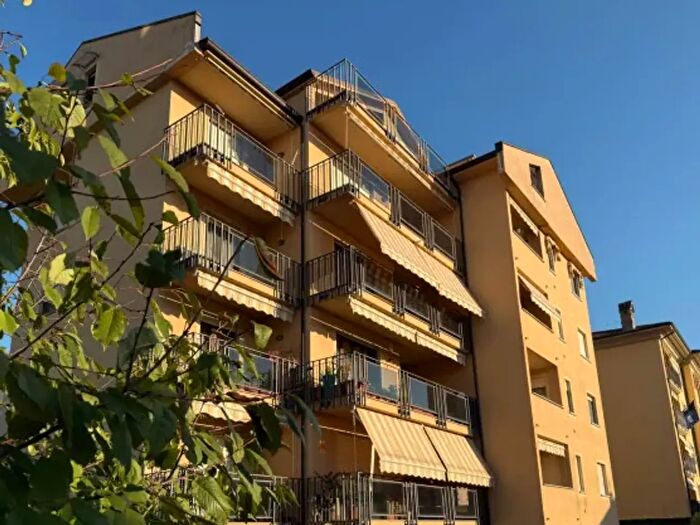 Appartamento bilocale in vendita in Via Giorgio De Chirico, Voghera