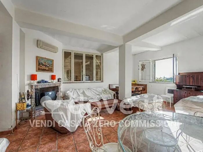 Casa quadrilocale in vendita in Via Nazionale Solicchiata, Castiglione Di Sicilia