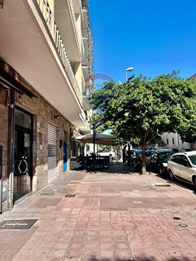 Appartamento quadrilocale in vendita in Via San Francesco dAssisi, Bari