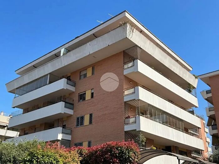 Appartamento bilocale in vendita in Via Ida Baccini, Roma