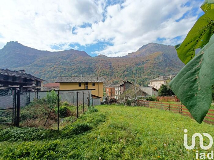Casa quadrilocale in vendita in Via Circonvallazione, Cantoira
