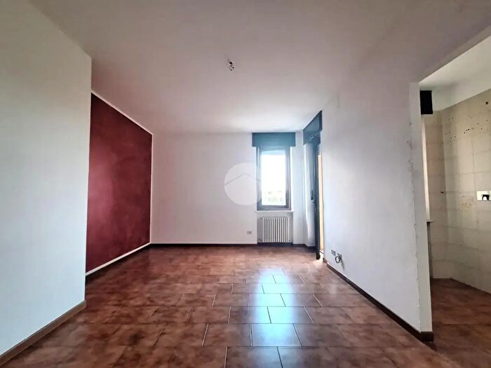 Appartamento trilocale in affitto in Via Romanello, Romano Canavese