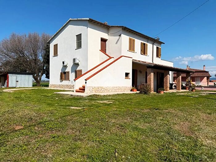 Casa con 14 locali in vendita in Localita Imposto, Montalto Di Castro