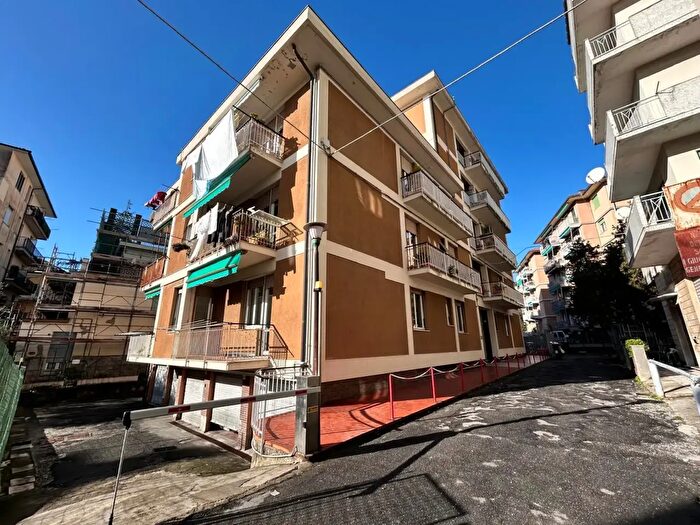 Appartamento con 5 locali in vendita in Chiavari