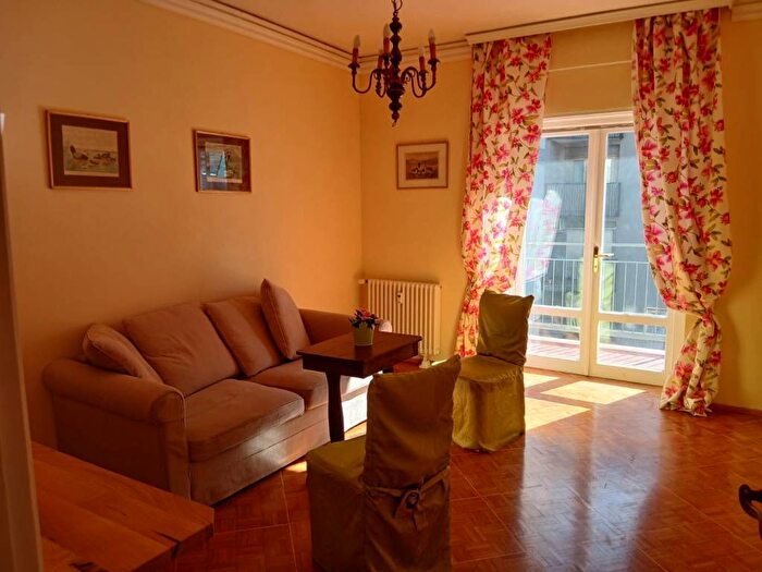 Appartamento trilocale in affitto in Via Pio Riego Gambini, Settefontane, Trieste