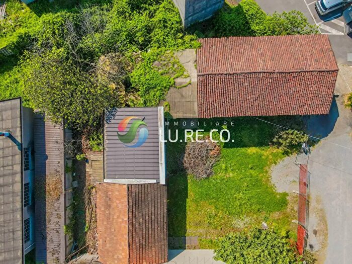 Casa con 10 locali in vendita in Sabotino, Sovico