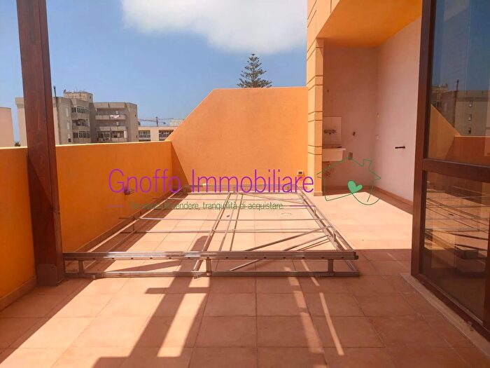 Appartamento trilocale in vendita in Trapani, Trapani