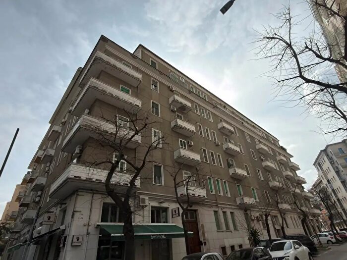 Appartamento trilocale in vendita in Via Zara, Foggia