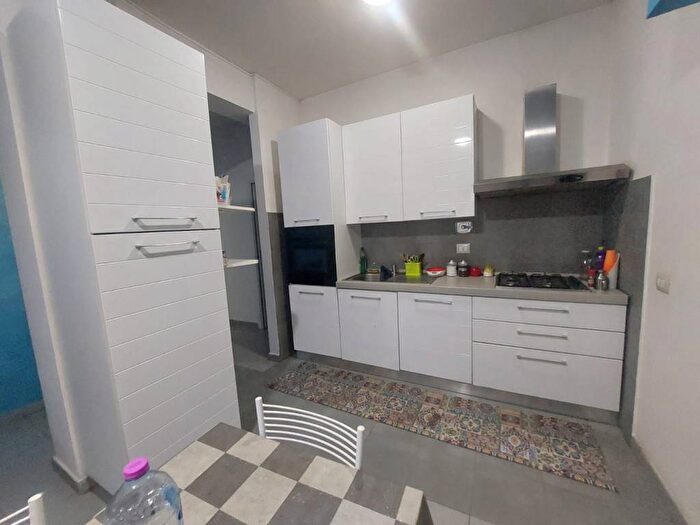 Appartamento trilocale in affitto in Via Marittima, Tribunale, Frosinone